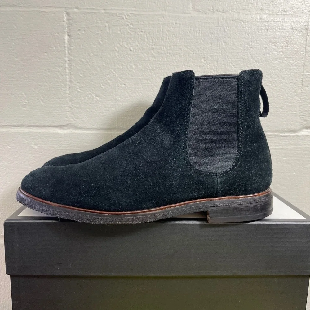 Clarks 21621 Chelsea Ankle Boots Black Suede Pull On Men's Size 11 US/10 UK